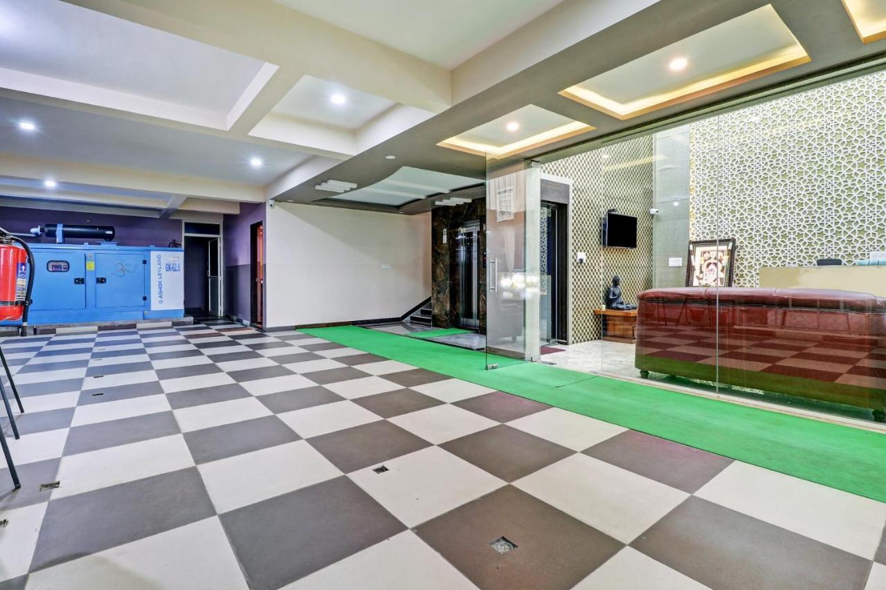 Townhouse Oak Dreamland Suites Yelahanka Bagian luar foto