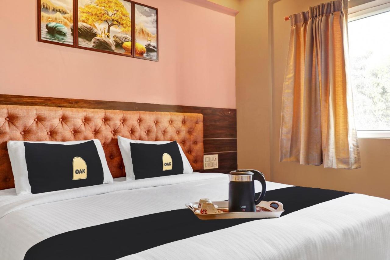 Townhouse Oak Dreamland Suites Yelahanka Bagian luar foto