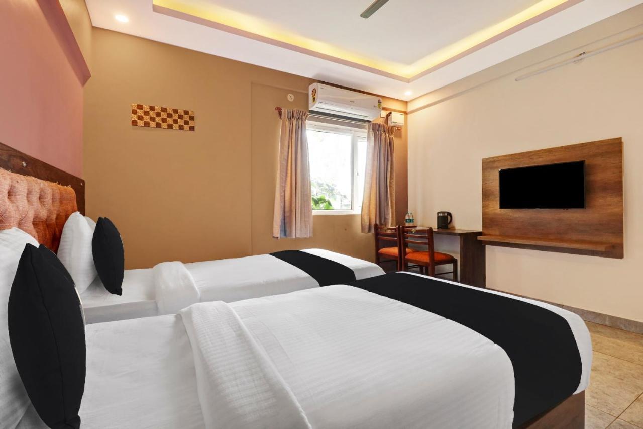Townhouse Oak Dreamland Suites Yelahanka Bagian luar foto